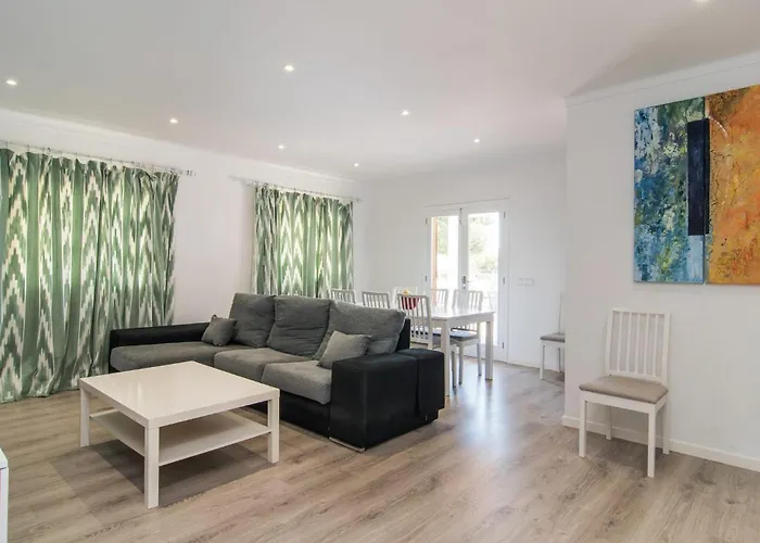 Holiday home Anglesos *